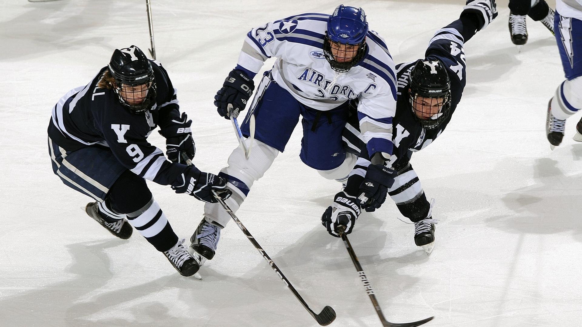 历史回顾：那些年我们追过的“最燃”季后赛瞬间，最精彩的季后赛